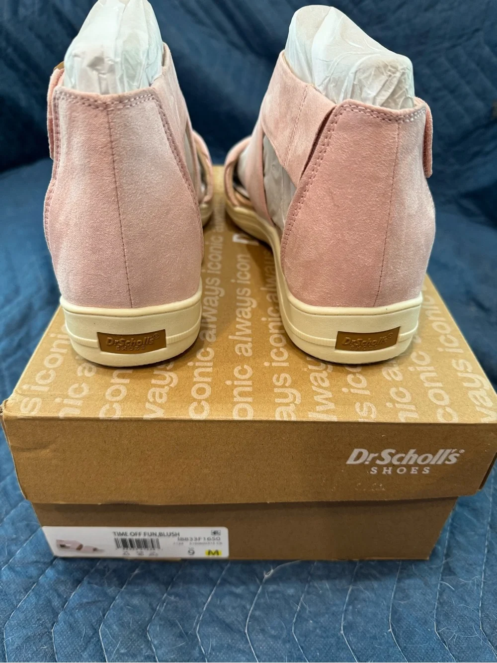 Dr. Scholl's Blush Suede Crisscross Platform Sandal